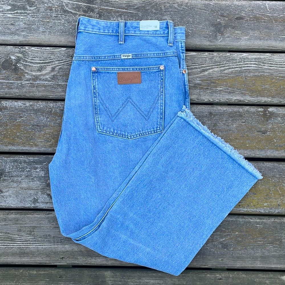 NWT Wrangler High Rise Kick Flare Jeans